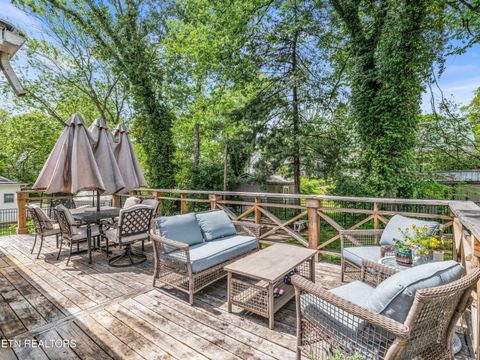 Tiny photo for 513 E 1st North St, Morristown, TN 37814 (MLS # 1337279)