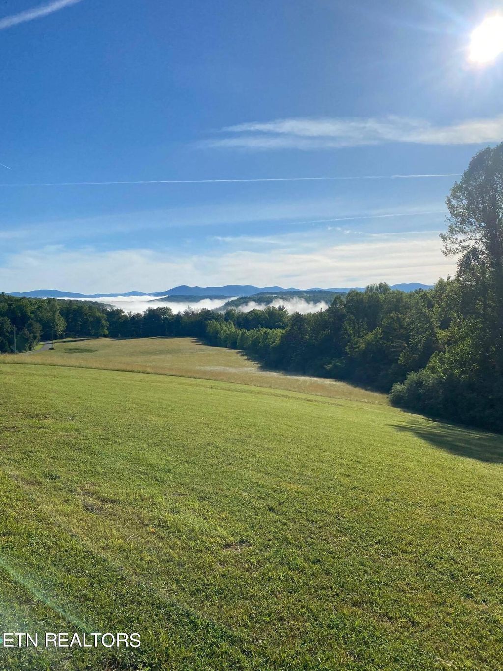 Photo of 1909 Catoosa Rd, Wartburg, TN 37887 (MLS # 1258388)
