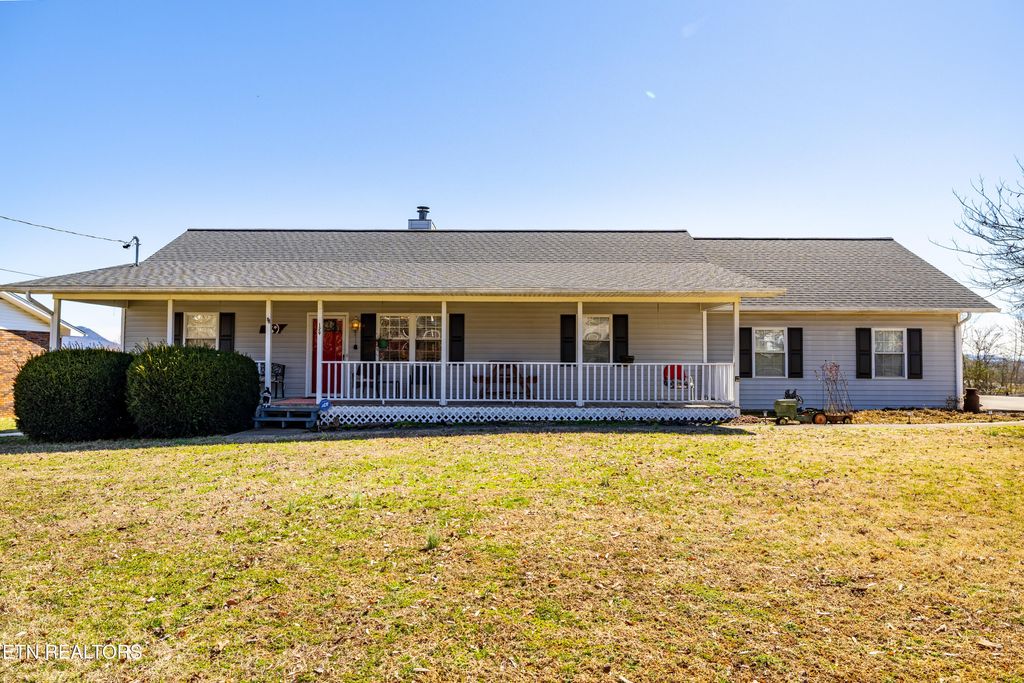 Photo of 129 Clinch View Drive, Corryton, TN 37721 (MLS # 1330959)