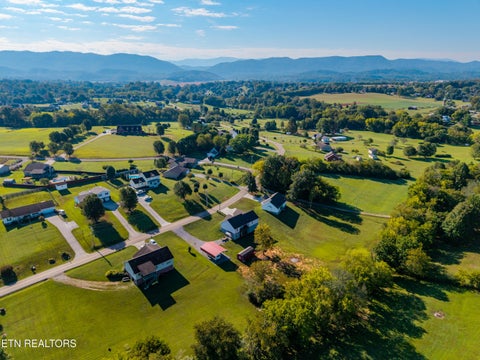 Tiny photo for 232 River Ford Rd, Maryville, TN 37804 (MLS # 1355570)