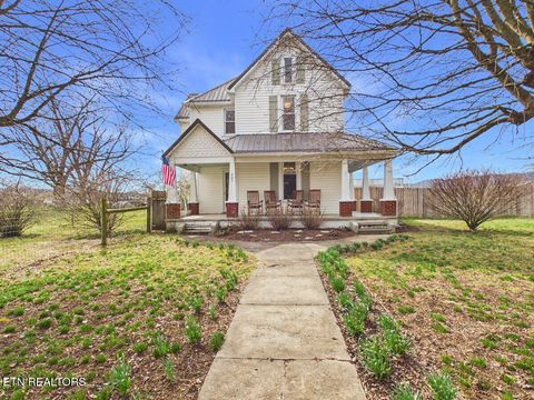 207 Thomas Rd Speedwell TN 37870