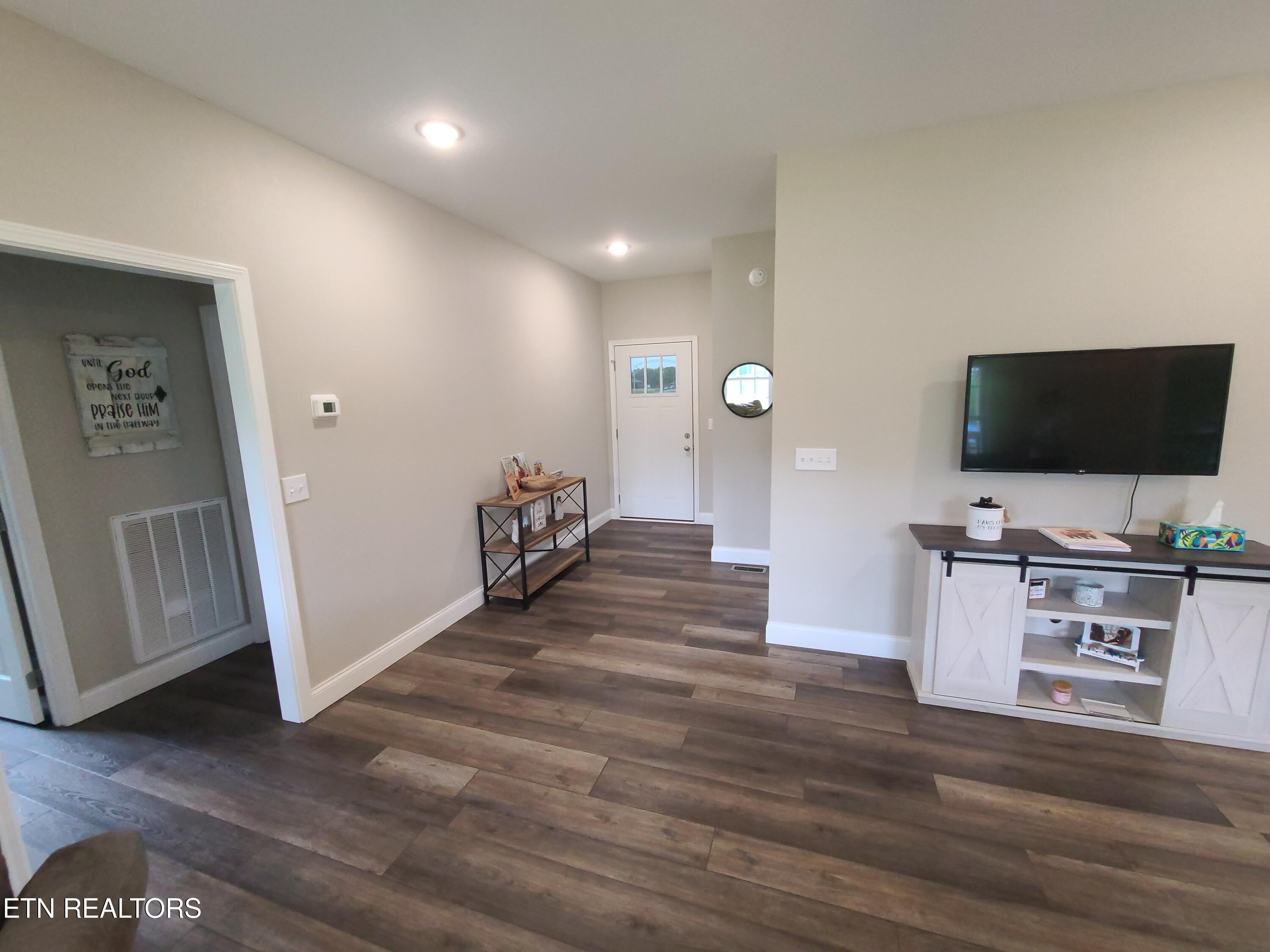 106 Maca Ridge Circle