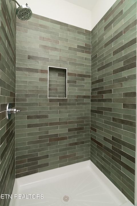 Tiny photo for 105 E Oldham #103, Knoxville, TN 37917 (MLS # 1318618)