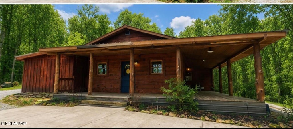 Photo of 495 Bear Hollow Rd, Oneida, TN 37841 (MLS # 1356799)