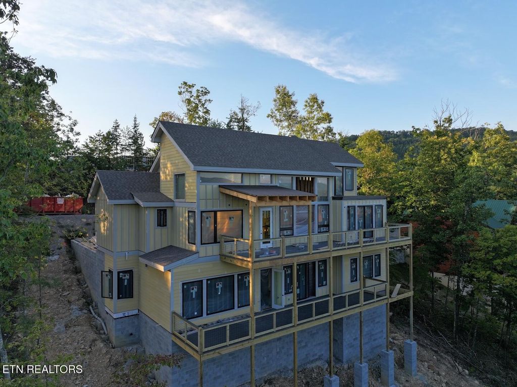 Photo of 4420 Stackstone Rd, Sevierville, TN 37862 (MLS # 1317335)