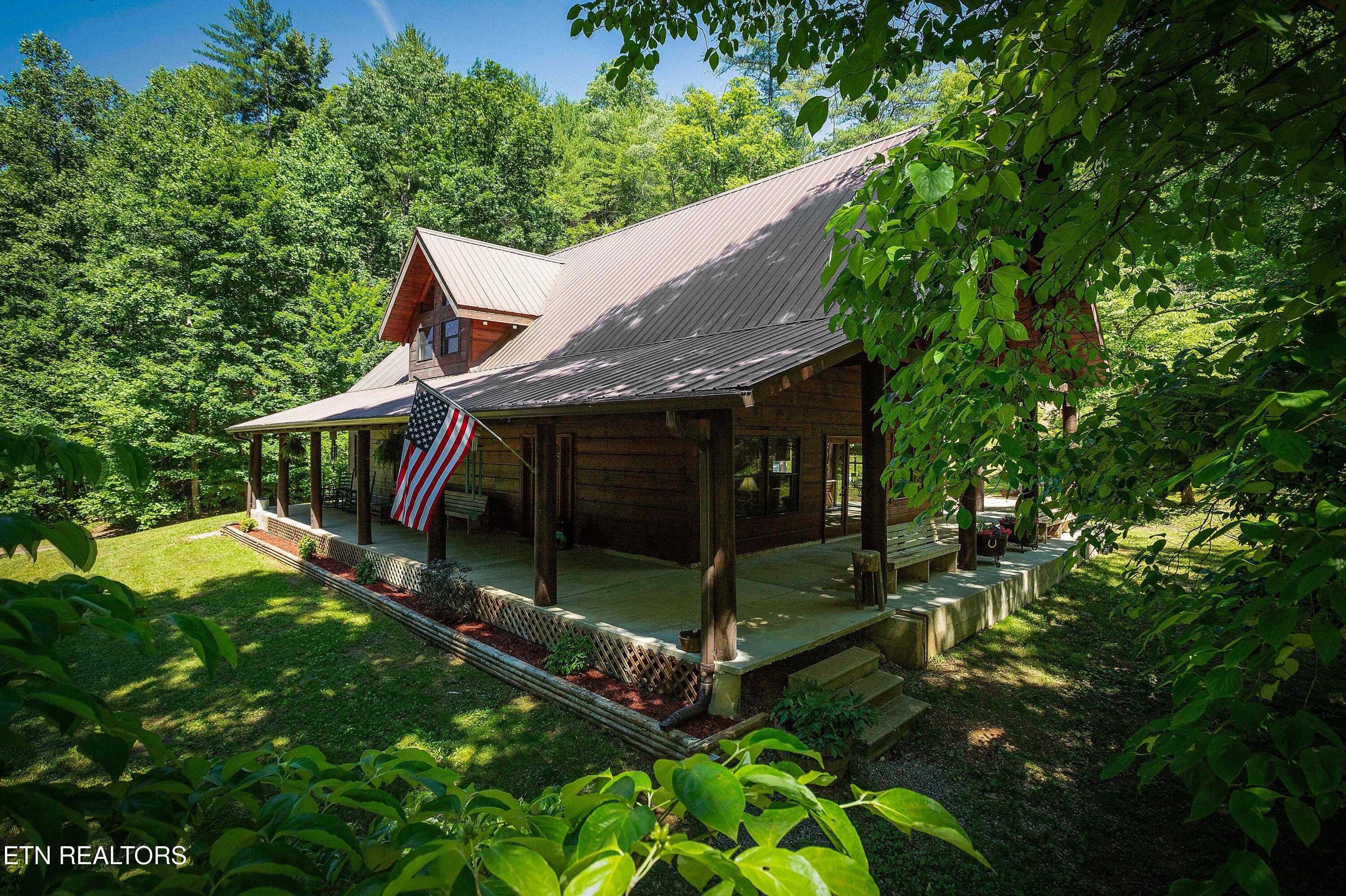 1151 Chestnut Valley Rd