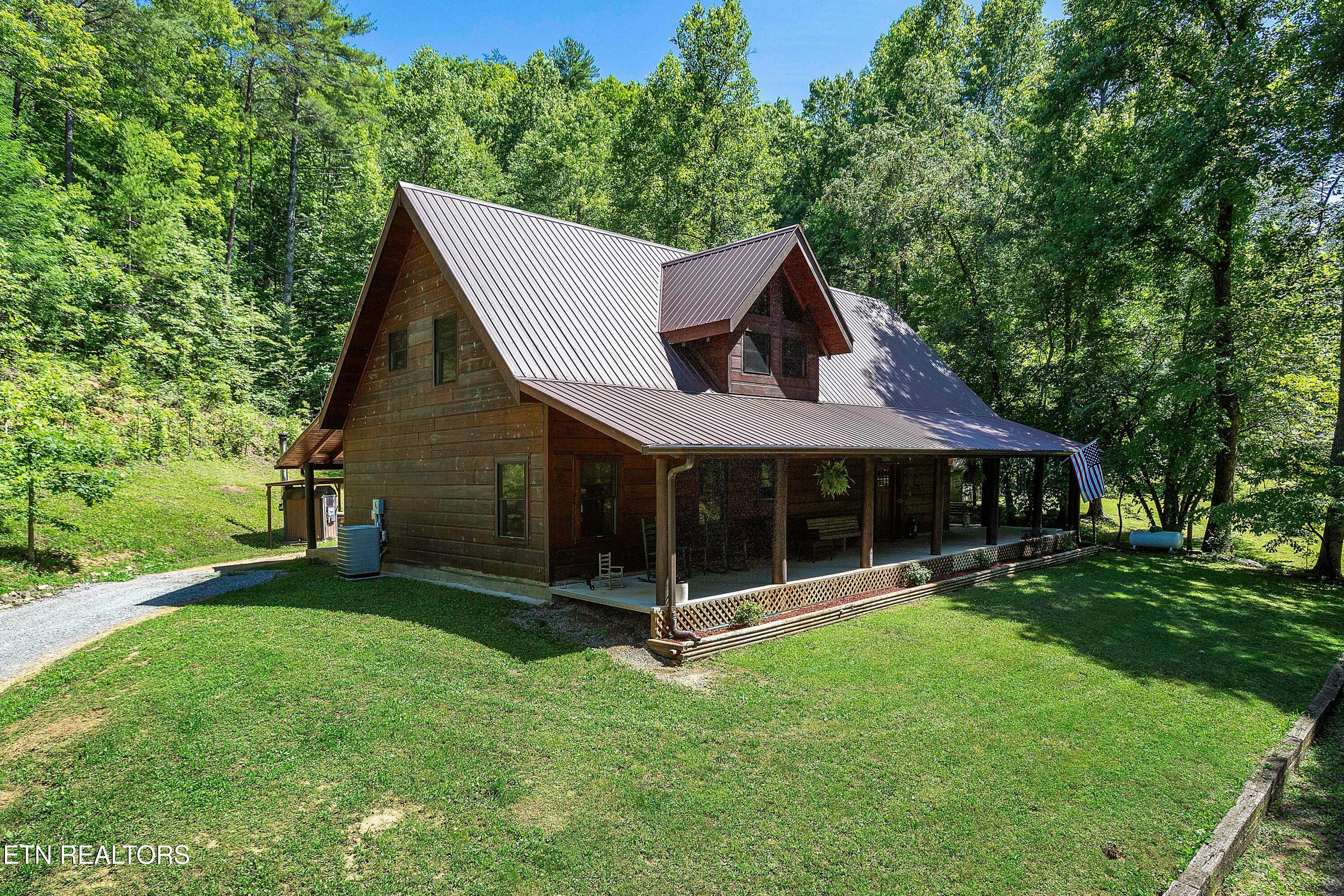 1151 Chestnut Valley Rd