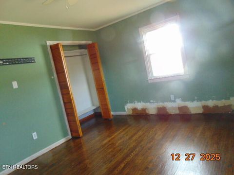 Tiny photo for 1051 Meek St, Madisonville, TN 37354 (MLS # 1324934)