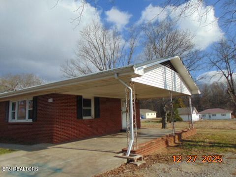 Tiny photo for 1051 Meek St, Madisonville, TN 37354 (MLS # 1324934)