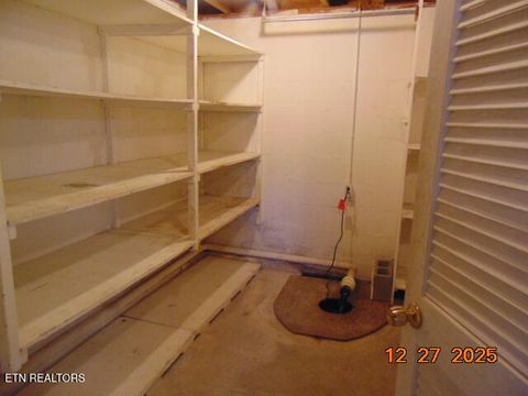 Tiny photo for 1051 Meek St, Madisonville, TN 37354 (MLS # 1324934)