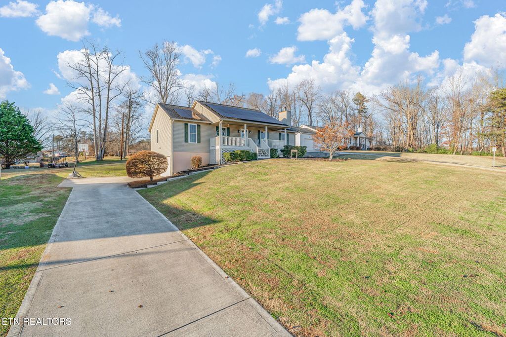 Photo of 149 Vancon Drive, Kingston, TN 37763 (MLS # 1325502)