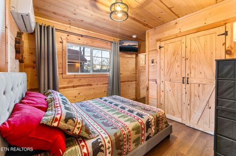 Tiny photo for 1634 S Mountain View Rd, Sevierville, TN 37876 (MLS # 1328279)