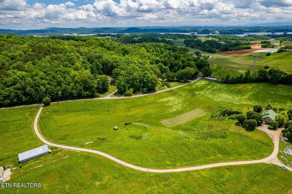 Photo of 756 Greenlee Rd, Rutledge, TN 37861 (MLS # 1329632)