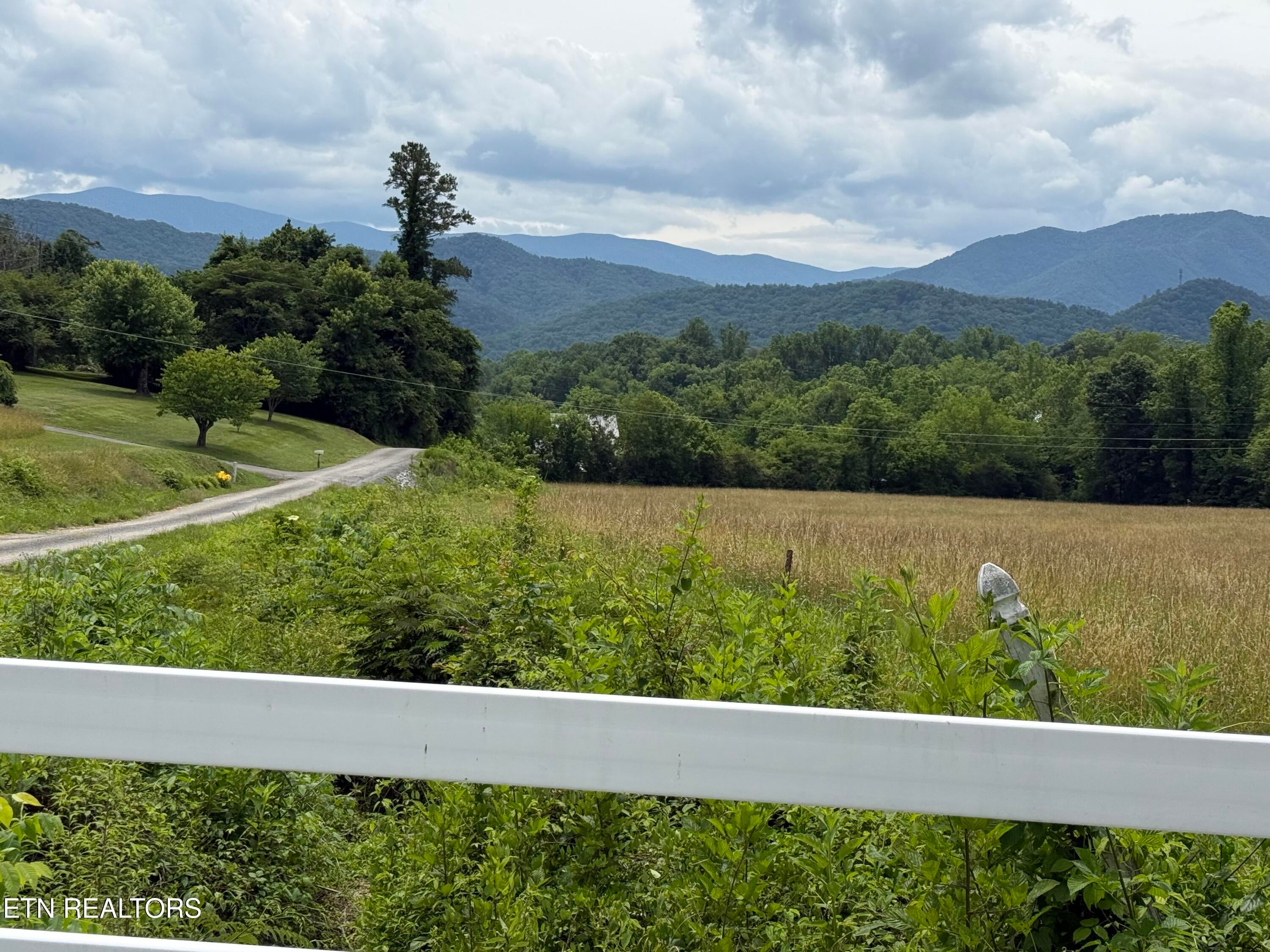 634 Old Cedar Creek Rd