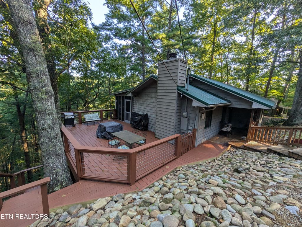 Photo of 832 Christy Lane, Townsend, TN 37882 (MLS # 1313959)