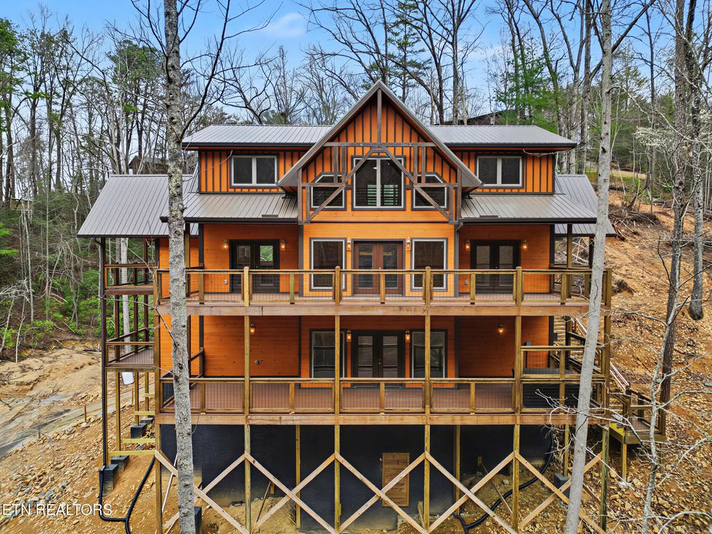 Photo of 5165 Riversong Way, Sevierville, TN 37876 (MLS # 1336536)