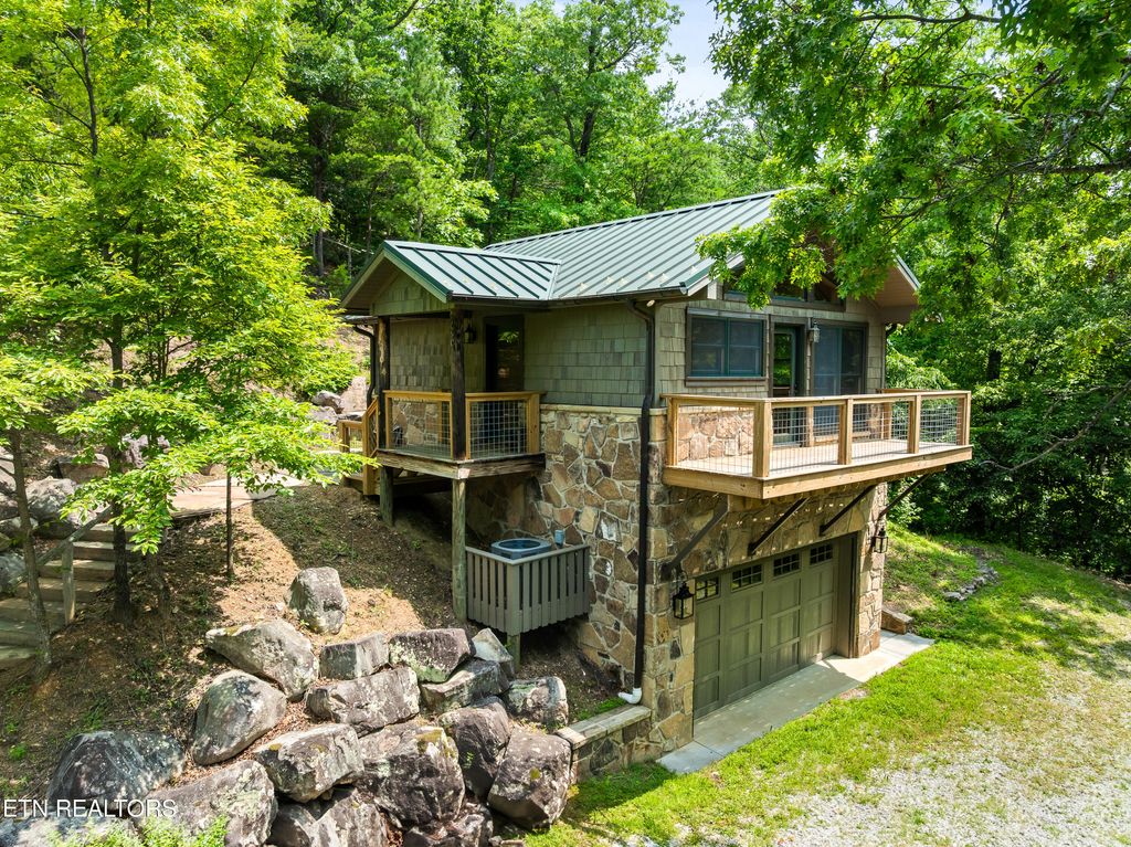 Photo of 1265 Lookout Tr, Townsend, TN 37882 (MLS # 1317479)