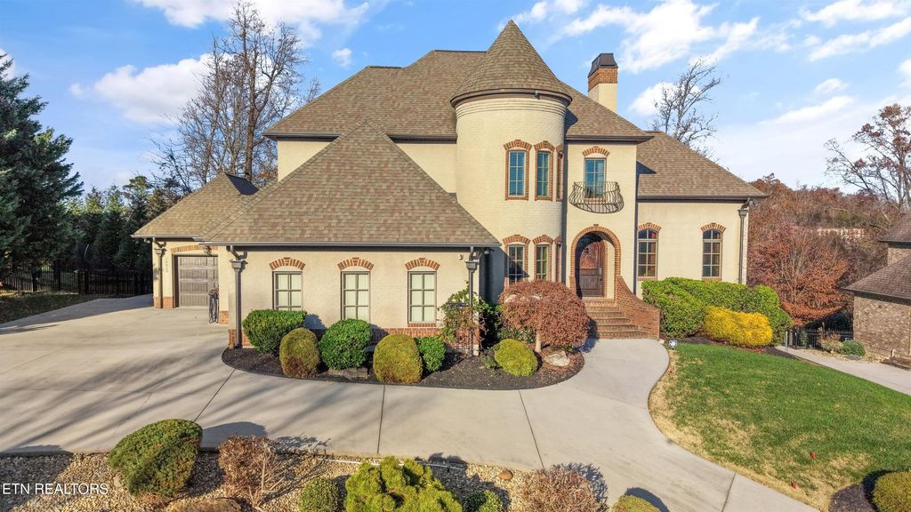 Photo of 10023 Winter Sun Lane, Knoxville, TN 37922 (MLS # 1323290)