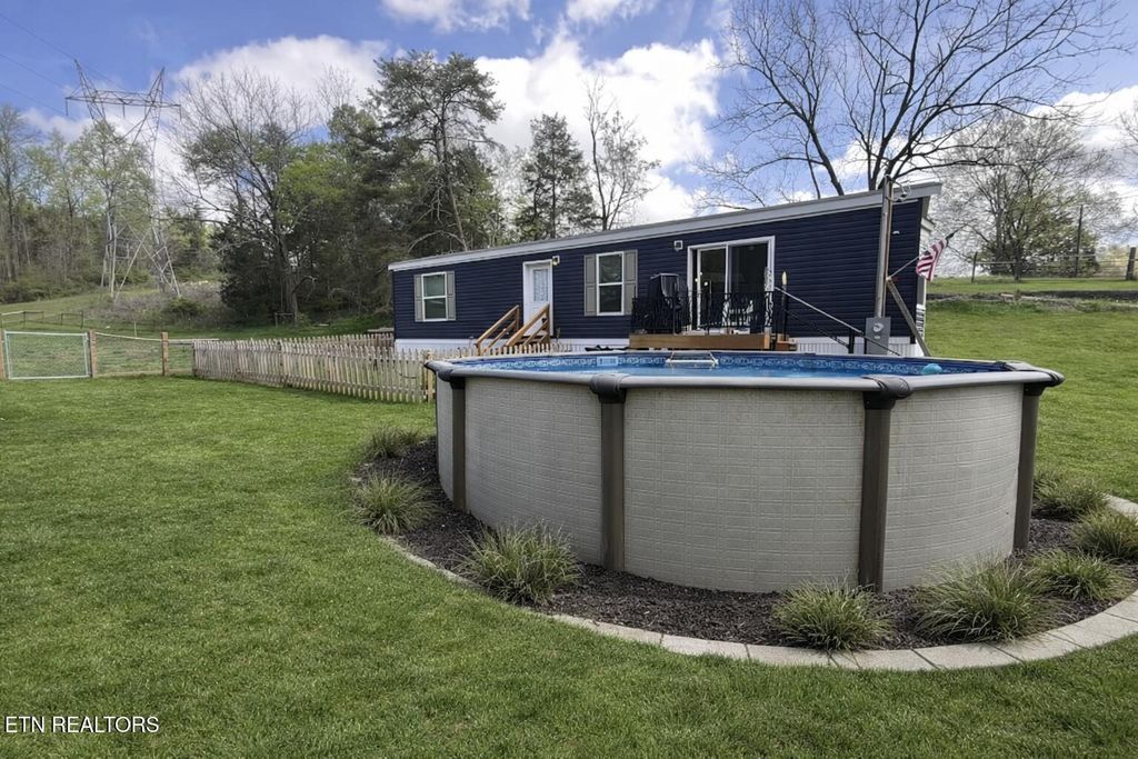 Photo of 7603 Thorn Grove Pike, Knoxville, TN 37914 (MLS # 1334983)