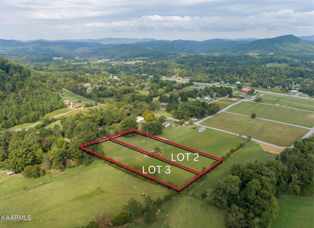 Photo of 233 Myers Rd, Townsend, TN 37882 (MLS # 1207049)