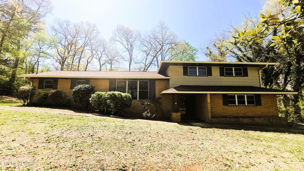 Photo of 108 County Road 585, Englewood, TN 37329 (MLS # 1336629)