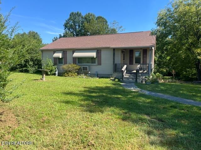 Photo of 114 Oberry Rd, Kingston, TN 37763 (MLS # 1353948)