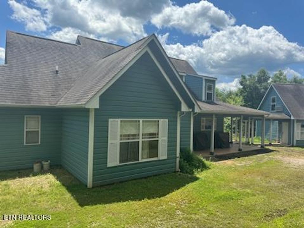 Photo of 639 Cagle Rd, Tellico Plains, TN 37385 (MLS # 1297136)