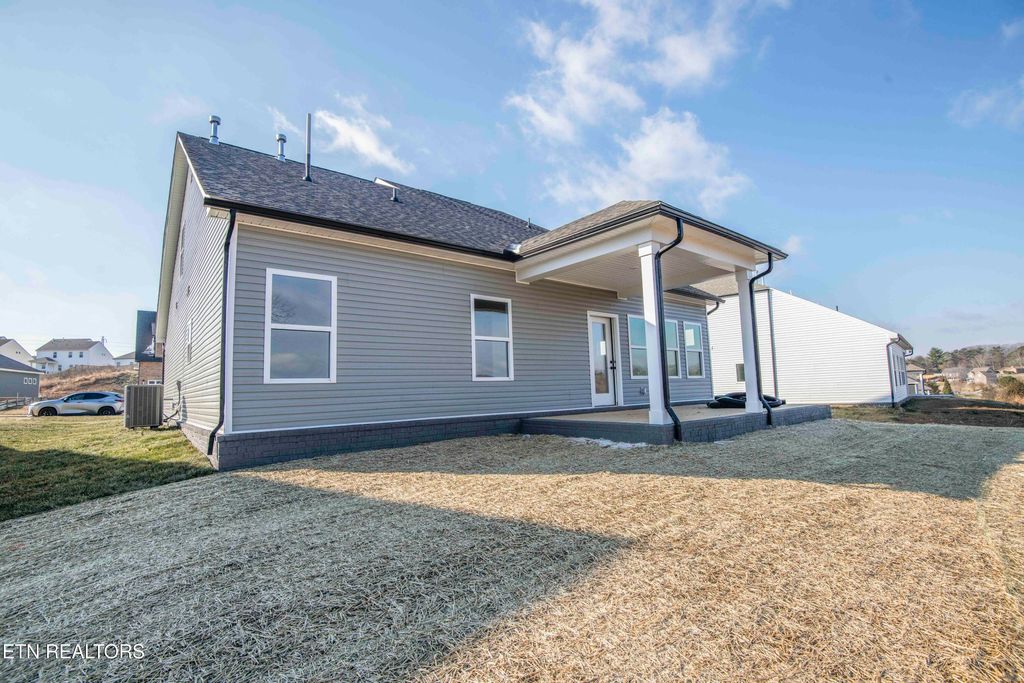 Photo of 245 Sugar Maple Trail (Lot 103), Lenoir City, TN 37771 (MLS # 1330829)