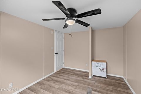 Tiny photo for 242 Cowan Lane, LaFollette, TN 37766 (MLS # 1334562)