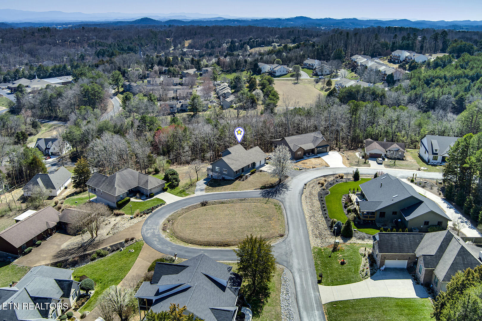 Loudon, Tennessee 37774, United States, 3 Bedrooms Bedrooms, ,3 BathroomsBathrooms,Residential,Active,90121