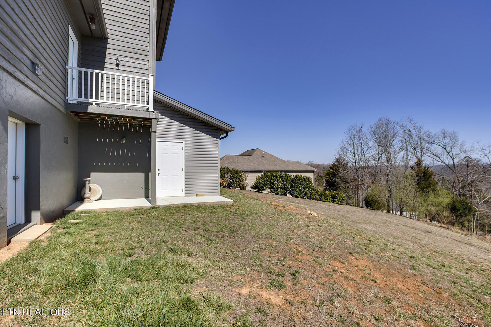 Loudon, Tennessee 37774, United States, 3 Bedrooms Bedrooms, ,3 BathroomsBathrooms,Residential,Active,90121