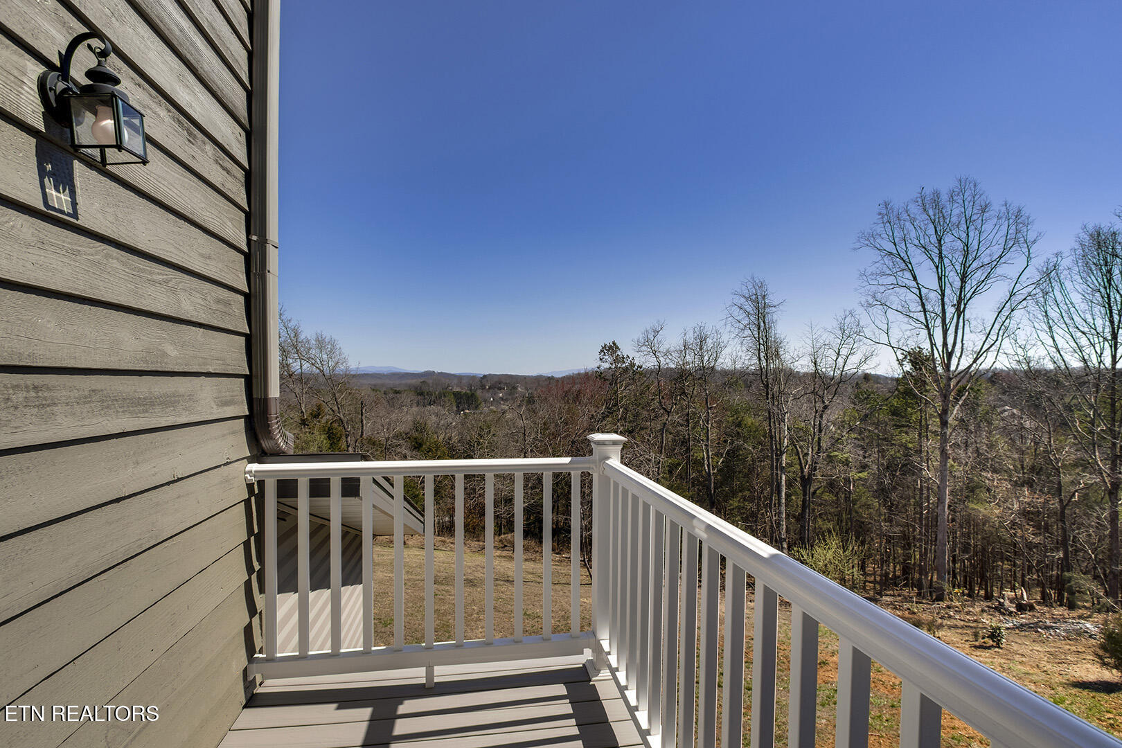 Loudon, Tennessee 37774, United States, 3 Bedrooms Bedrooms, ,3 BathroomsBathrooms,Residential,Active,90121