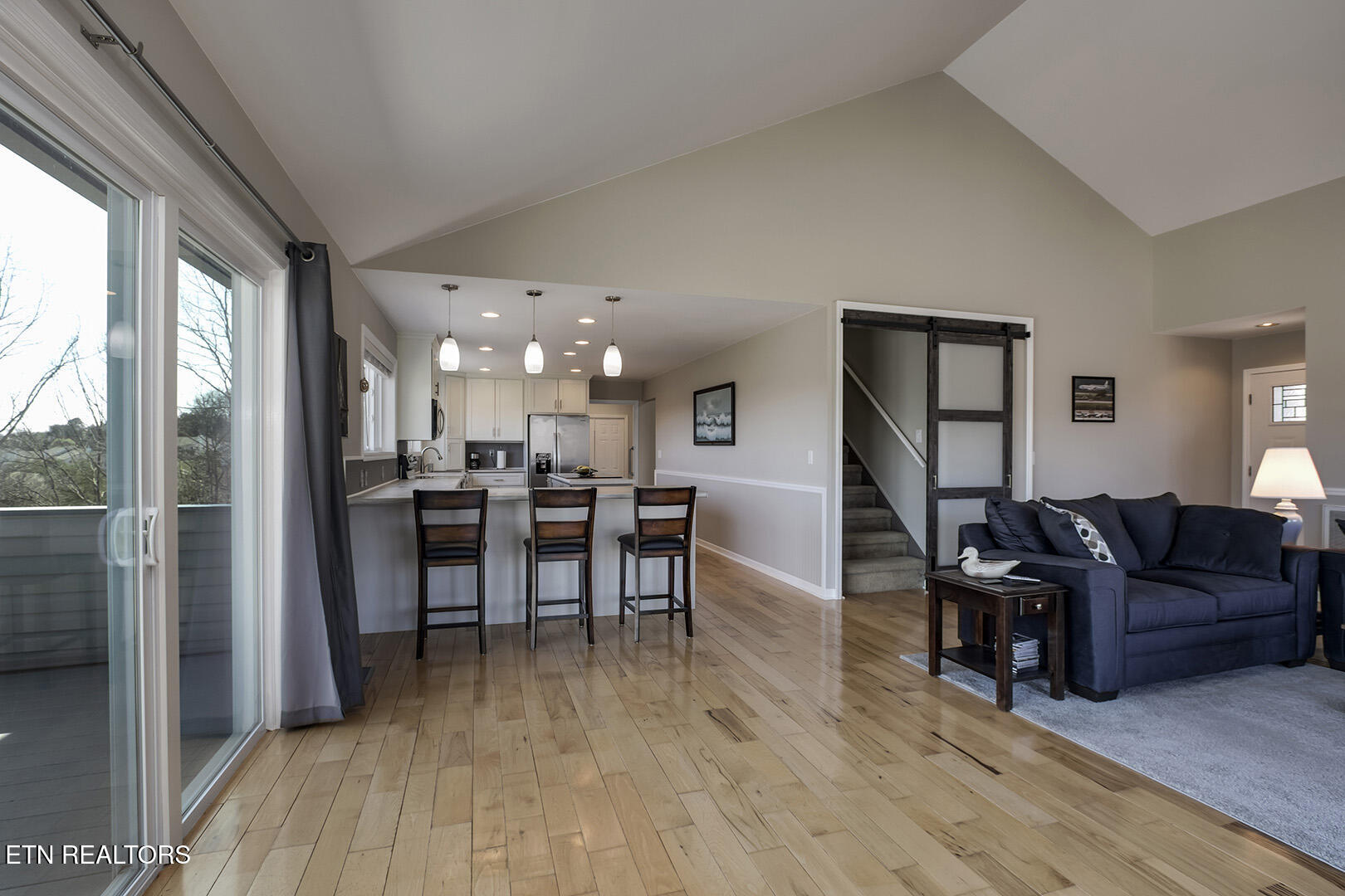 Loudon, Tennessee 37774, United States, 3 Bedrooms Bedrooms, ,3 BathroomsBathrooms,Residential,Active,90121