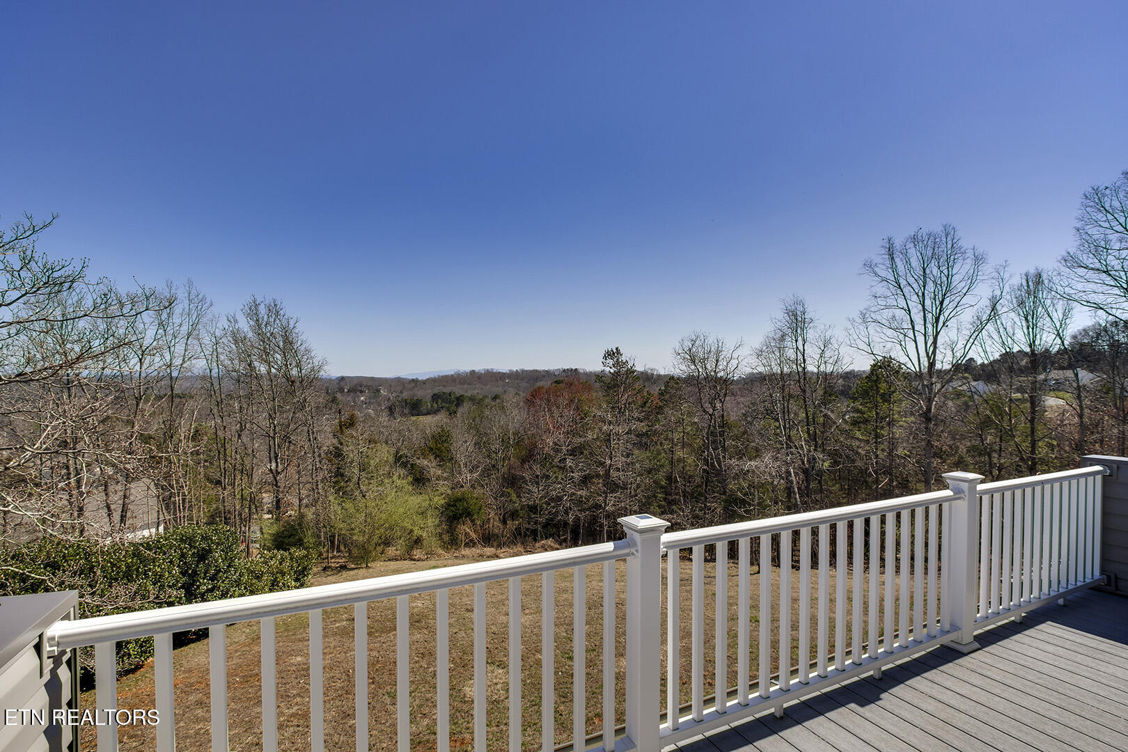 Loudon, Tennessee 37774, United States, 3 Bedrooms Bedrooms, ,3 BathroomsBathrooms,Residential,Active,90121