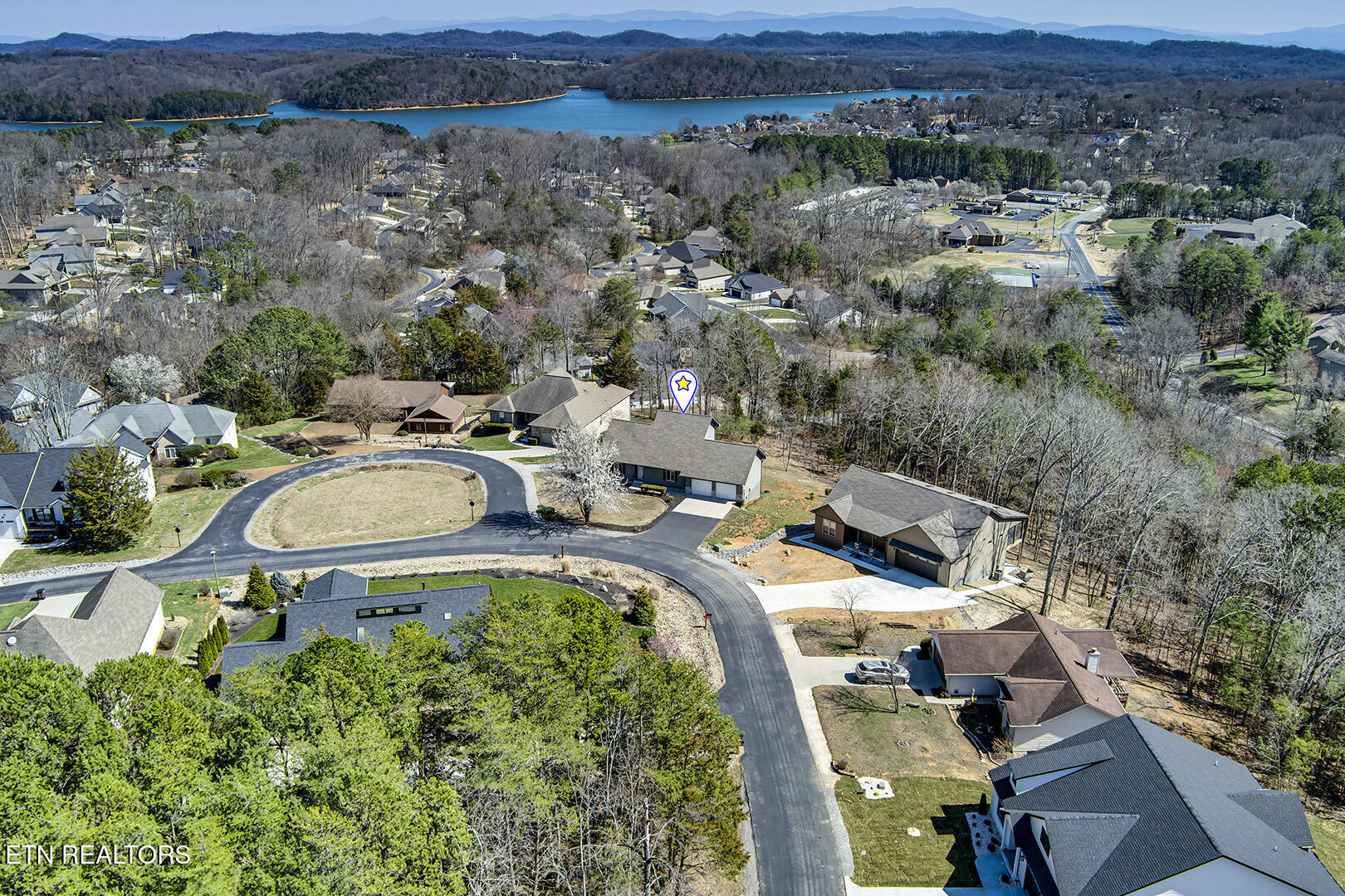 Loudon, Tennessee 37774, United States, 3 Bedrooms Bedrooms, ,3 BathroomsBathrooms,Residential,Active,90121