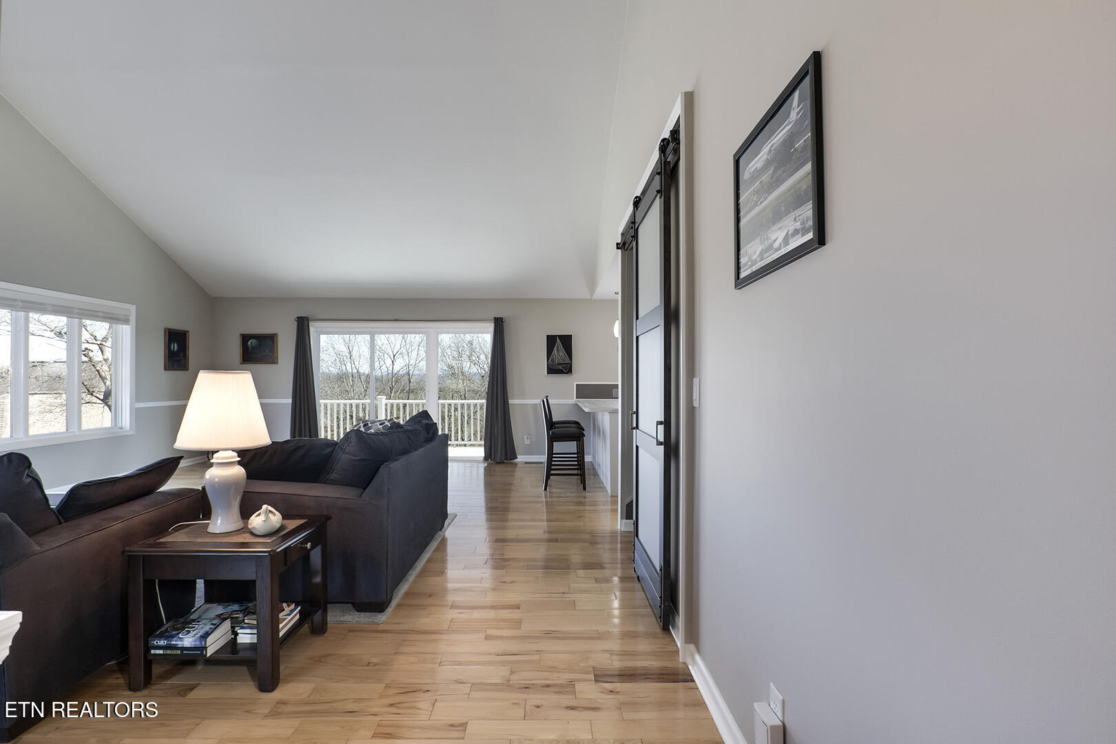 Loudon, Tennessee 37774, United States, 3 Bedrooms Bedrooms, ,3 BathroomsBathrooms,Residential,Active,90121