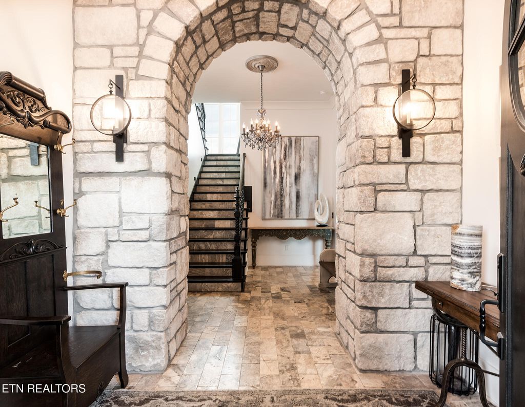 Photo of 3749 Edgewater Way, Louisville, TN 37777 (MLS # 1298078)