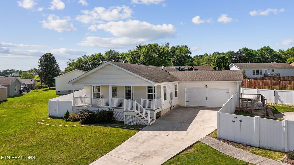 Photo of 1514 Julia Allison Drive, Sevierville, TN 37876 (MLS # 1338120)