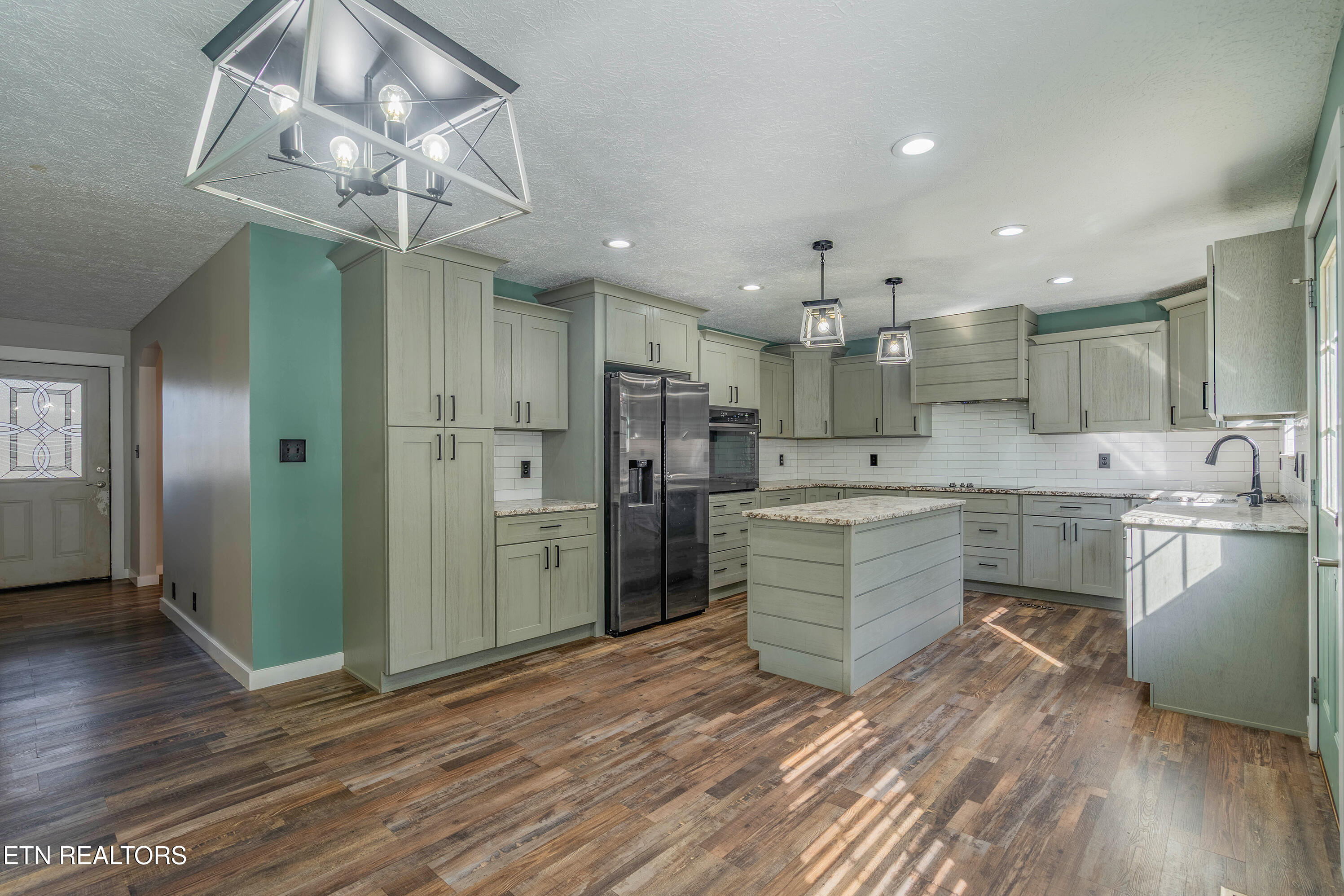 161 Adcock Hollow Rd