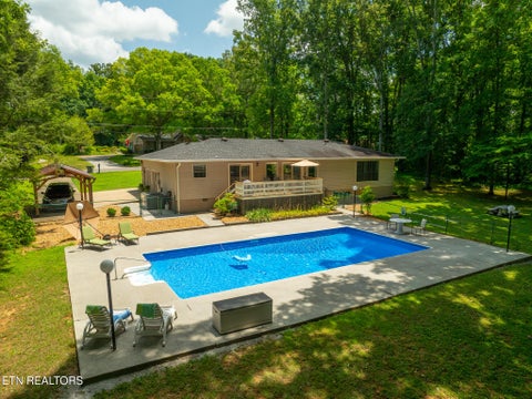 Tiny photo for 132 County Road 620, Etowah, TN 37331 (MLS # 1348141)