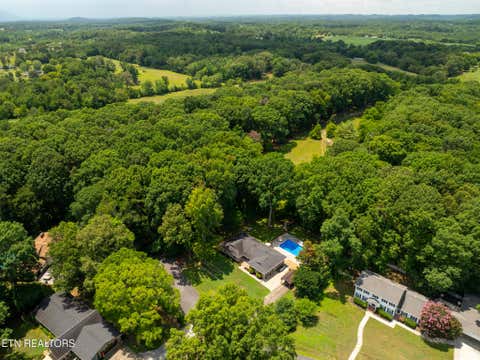 Tiny photo for 132 County Road 620, Etowah, TN 37331 (MLS # 1348141)