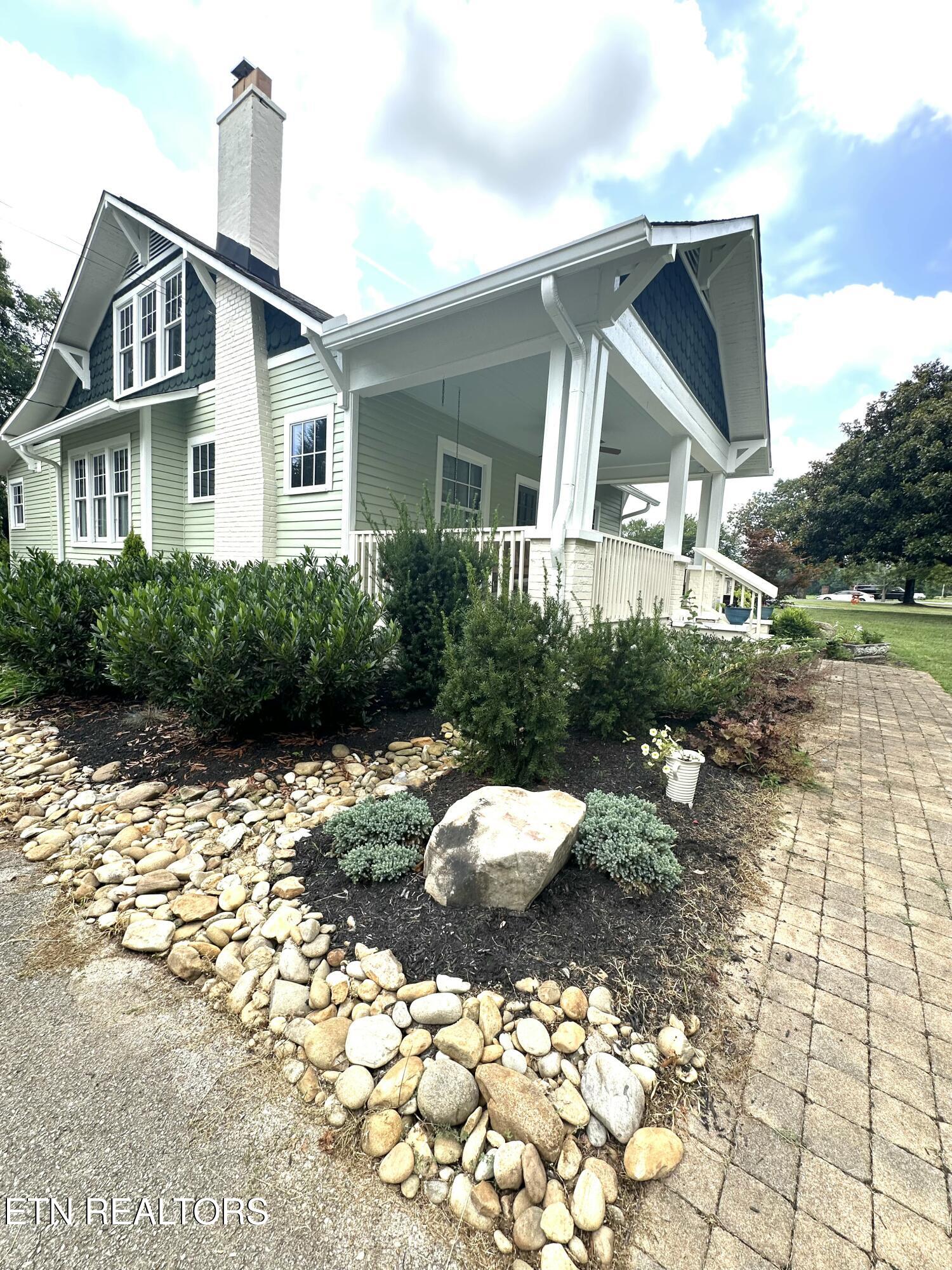 2204 Old Niles Ferry Rd