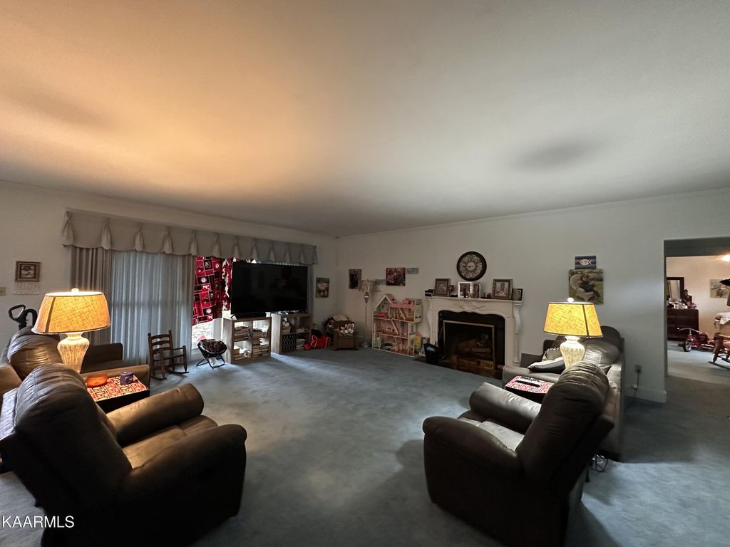 Photo of 739 Sherwood Drive, Rockwood, TN 37854 (MLS # 1219430)