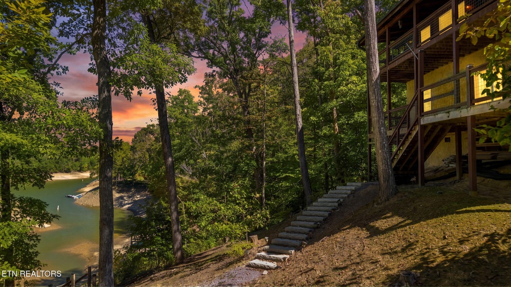 Photo of 118 Daryl Way, Sevierville, TN 37876 (MLS # 1358477)