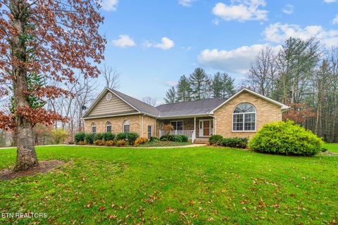 Photo of 214 Woodhaven Drive, Crossville, TN 38571 (MLS # 1322822)