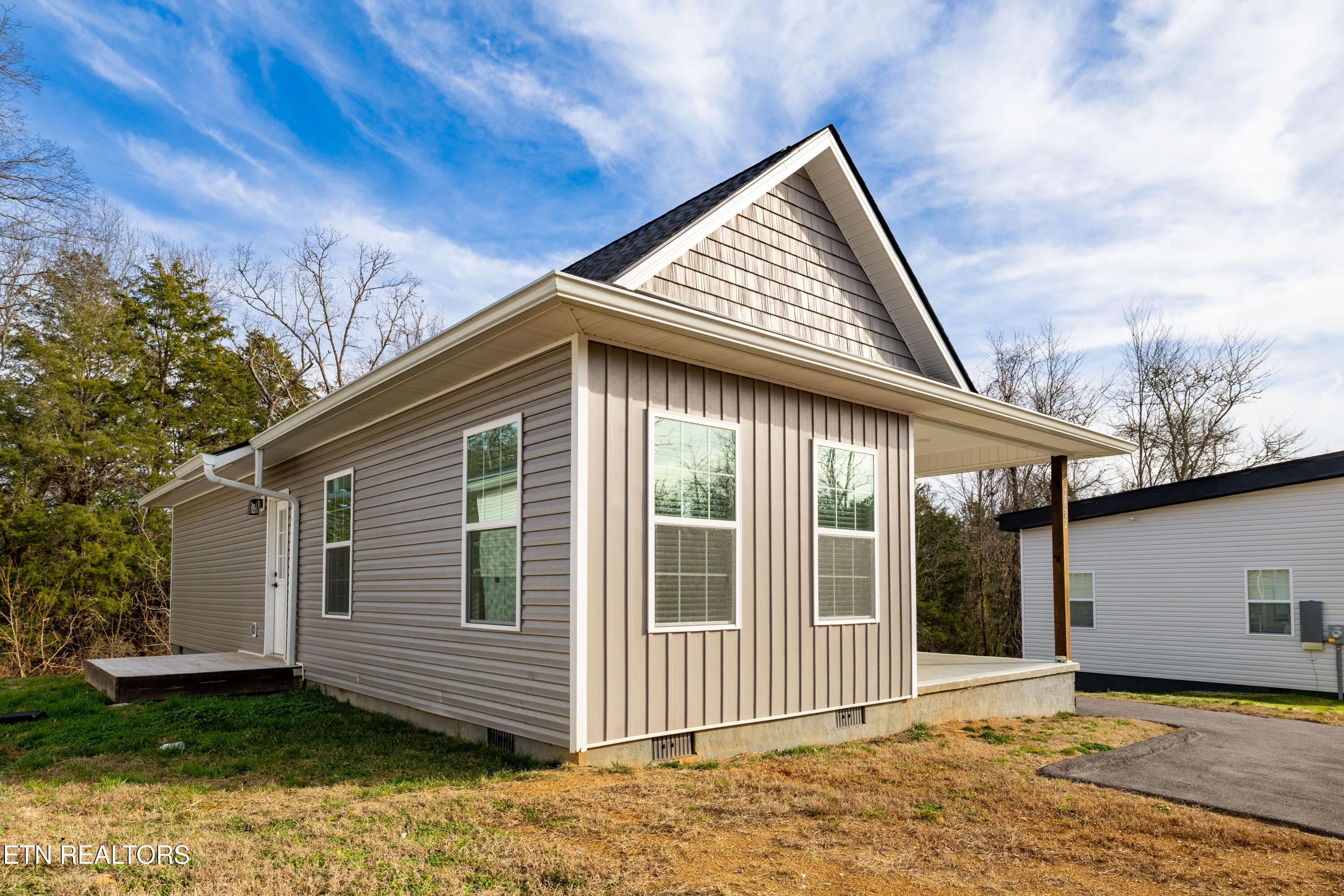 2822 Deer Stand Drive