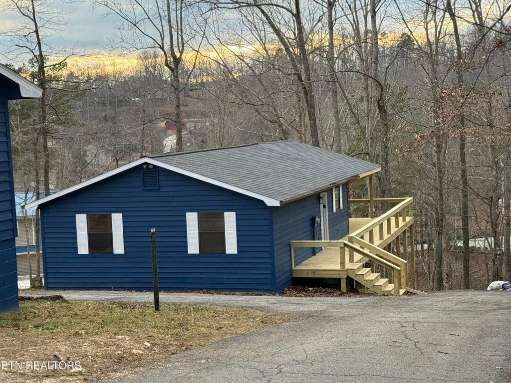 Photo of 222 Big Creek Lane, LaFollette, TN 37766 (MLS # 1335903)