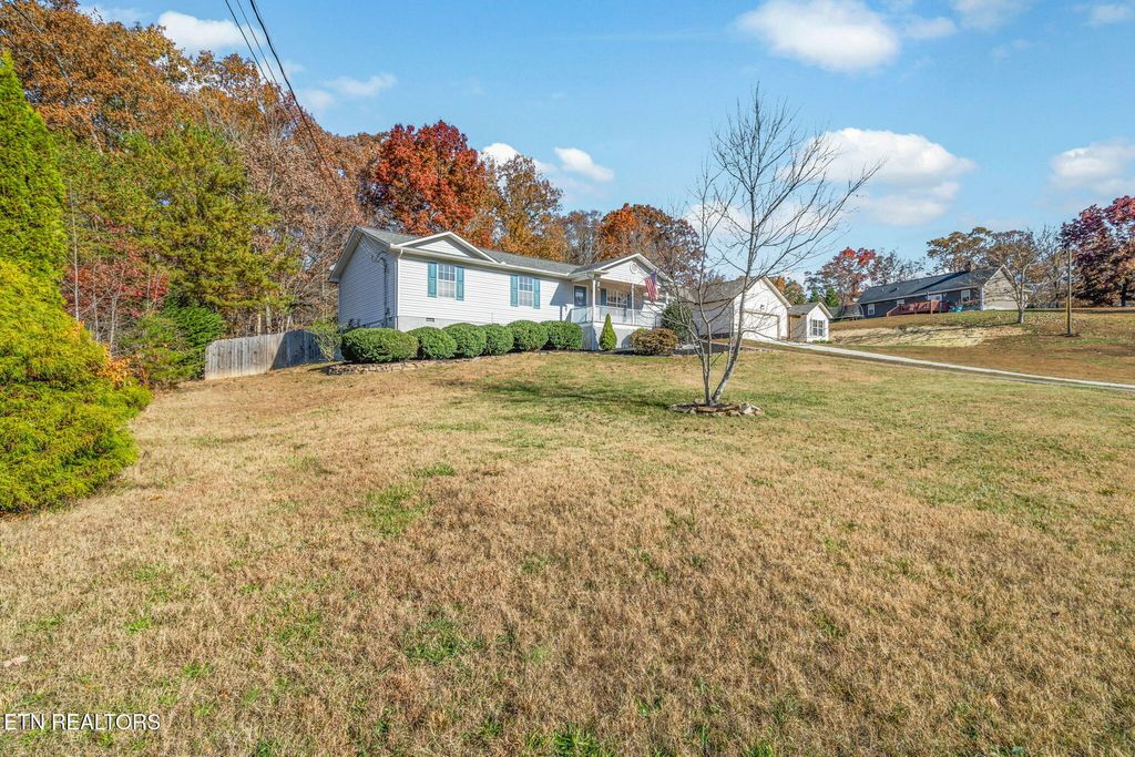 Photo of 172 Edgewood Drive, Powell, TN 37849 (MLS # 1322226)