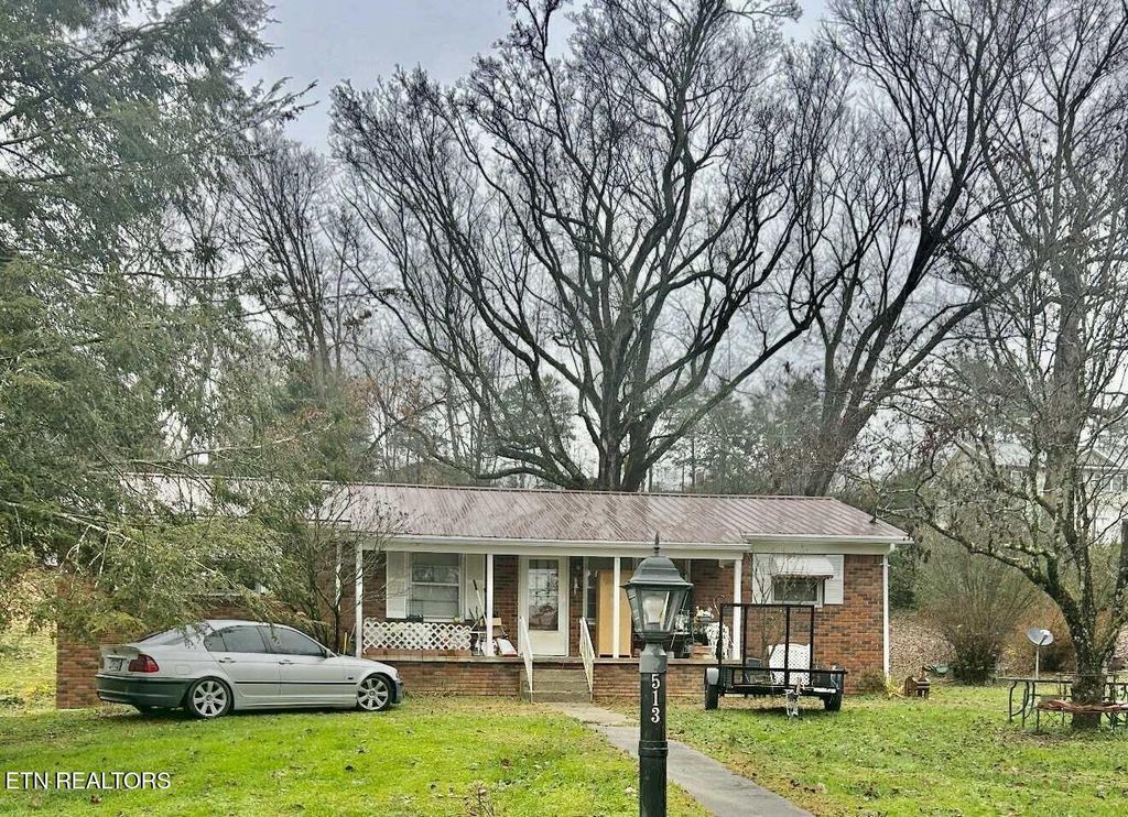 Photo of 513 Forge Ridge Rd, Harrogate, TN 37752 (MLS # 1325022)