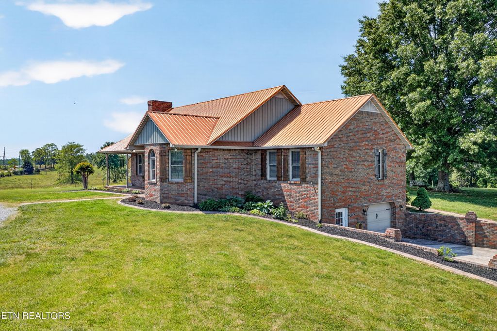 Photo of 4015 Baxter Rd, Baxter, TN 38544 (MLS # 1339644)